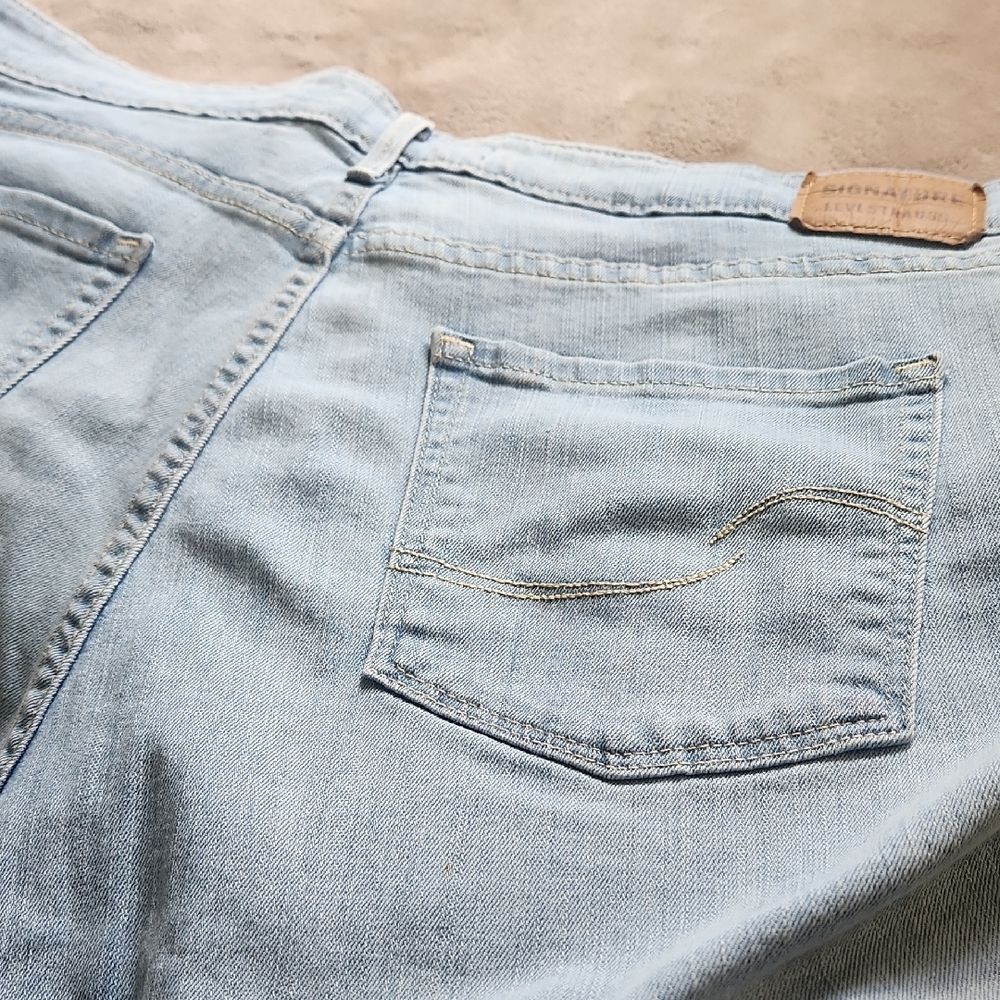 Signature by Levi Strauss Light Blue, Cuffed Hem, Jean Shorts - Picture 8 of 8